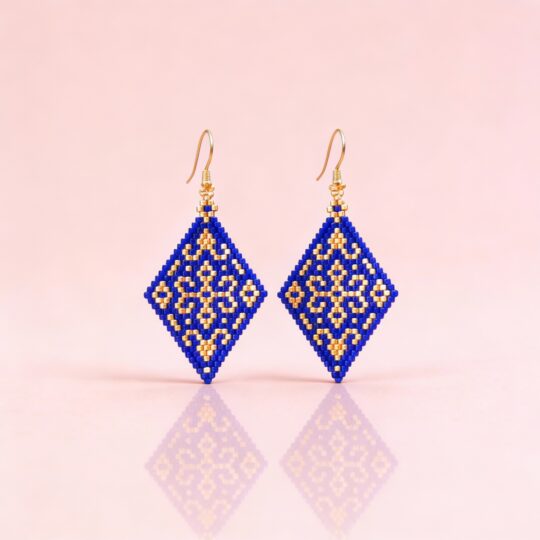 Aretes Miyuki forma de rombo